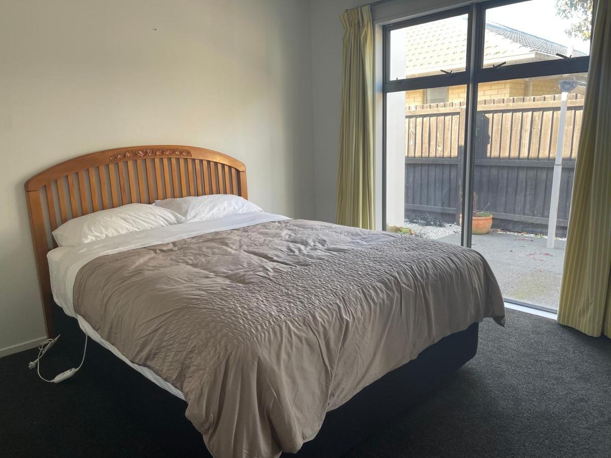 Stunning Park Side Holiday Home Christchurch Bagian luar foto