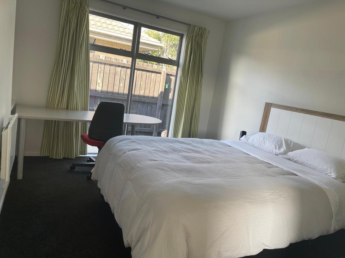 Stunning Park Side Holiday Home Christchurch Bagian luar foto